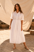 Robe chemise courte en broderie anglaise