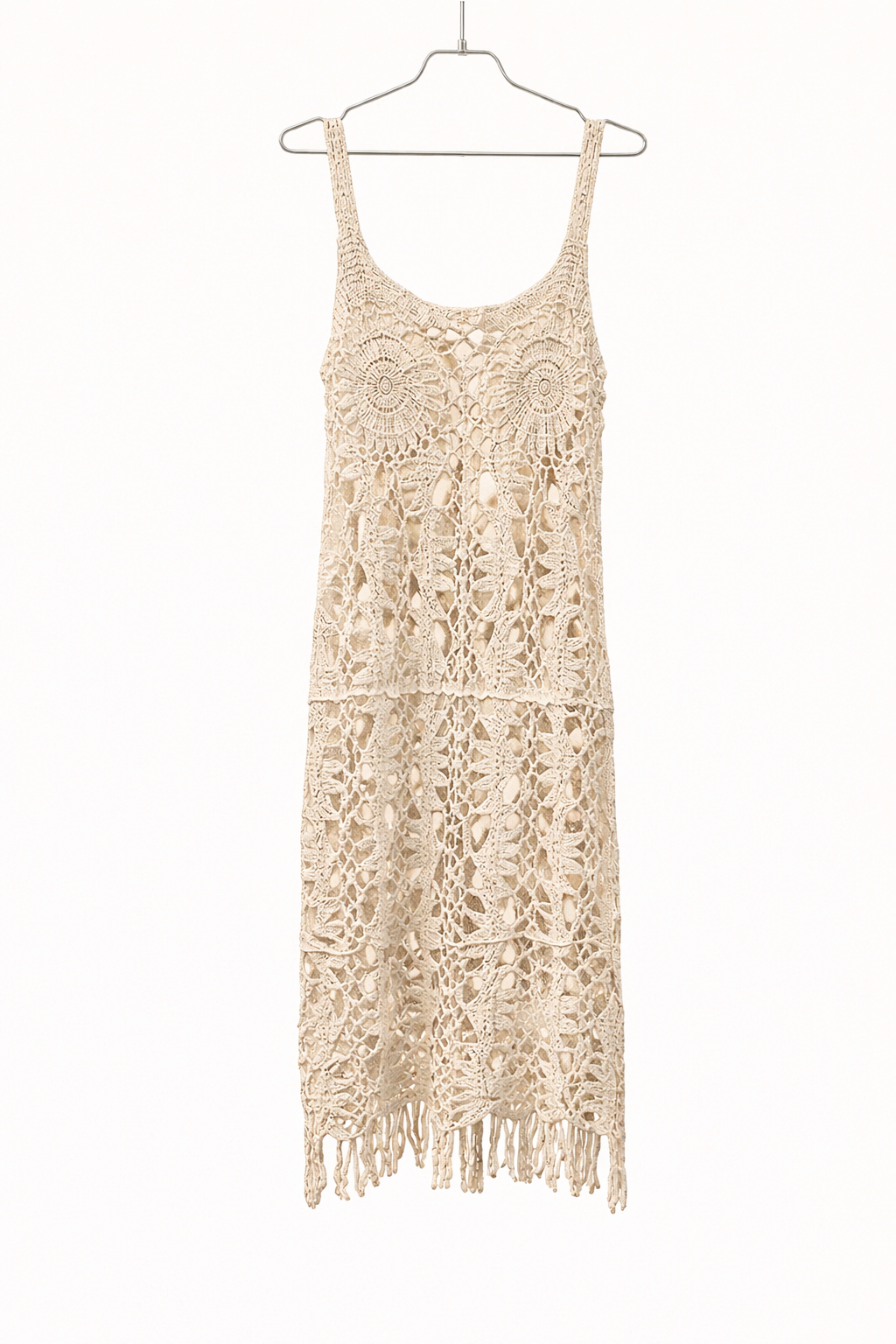 Robe midi ajourée en crochet à fines bretelles