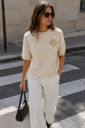 Top En Maille À Manches Courtes Et Fleur Bijou - vue portée