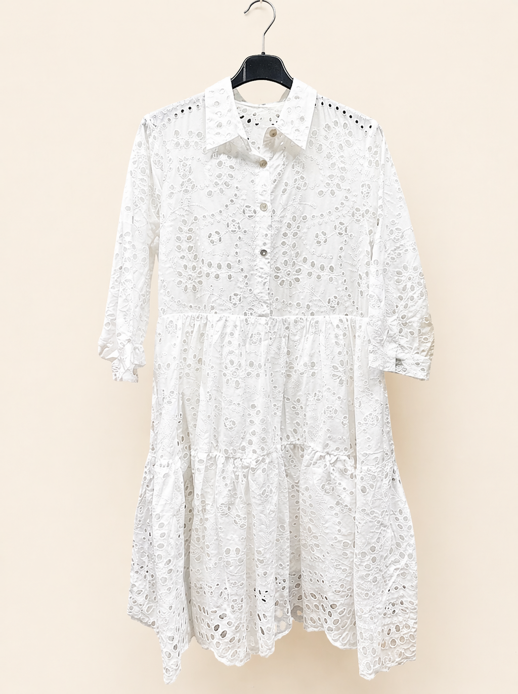 Robe chemise courte en broderie anglaise